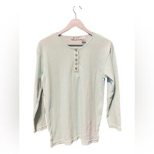 Carolyn Taylor Long-Sleeve Waffle Tee – Size Large